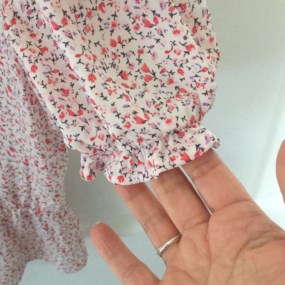 Pink and White Sienna Sky Top, Size XS - Picture 4 of 6